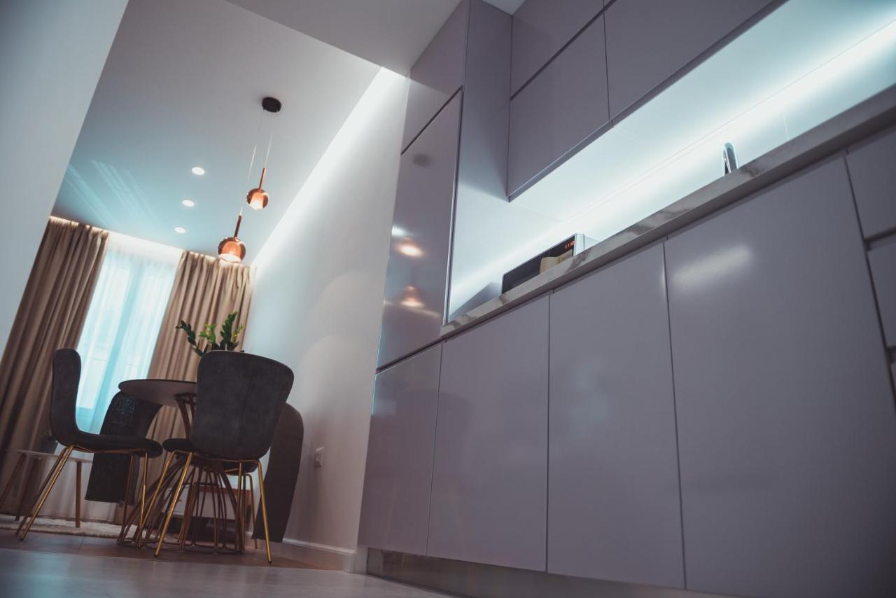 Tam Skanderbeg Square City Center Apartment No2 Tiranë Ngoại thất bức ảnh
