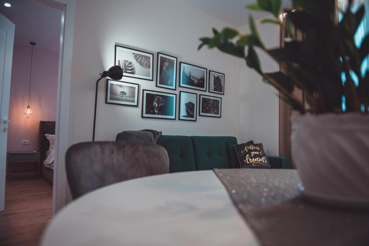 Tam Skanderbeg Square City Center Apartment No2 Tiranë Ngoại thất bức ảnh